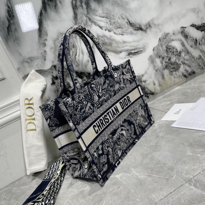 Dior Shopping Bags